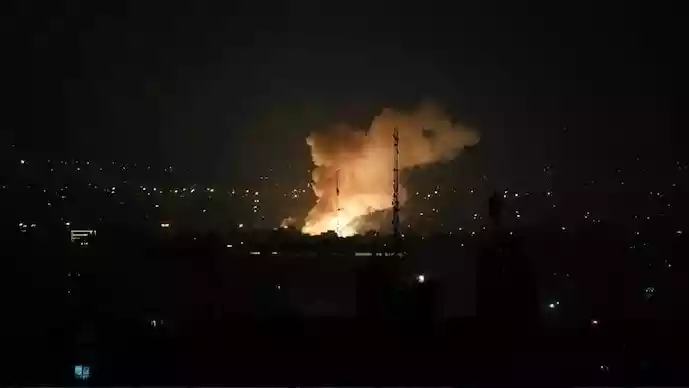 एक के बाद एक धमाके से हिला ईरान