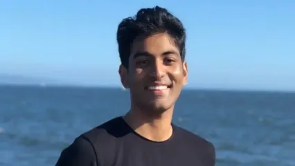 भारतीय मूल के एक शख्स ने अमेरिका में एक बड़ी आर्टिफिशियल इंटेलिजेंस खड़ी कर दी है. आर्टिफिशियल इंटेलिजेंस बेस्ड उनकी कंपनी को करोड़ों मिल रहे हैं और लगातार निवेश किया जा रहा है. हममें