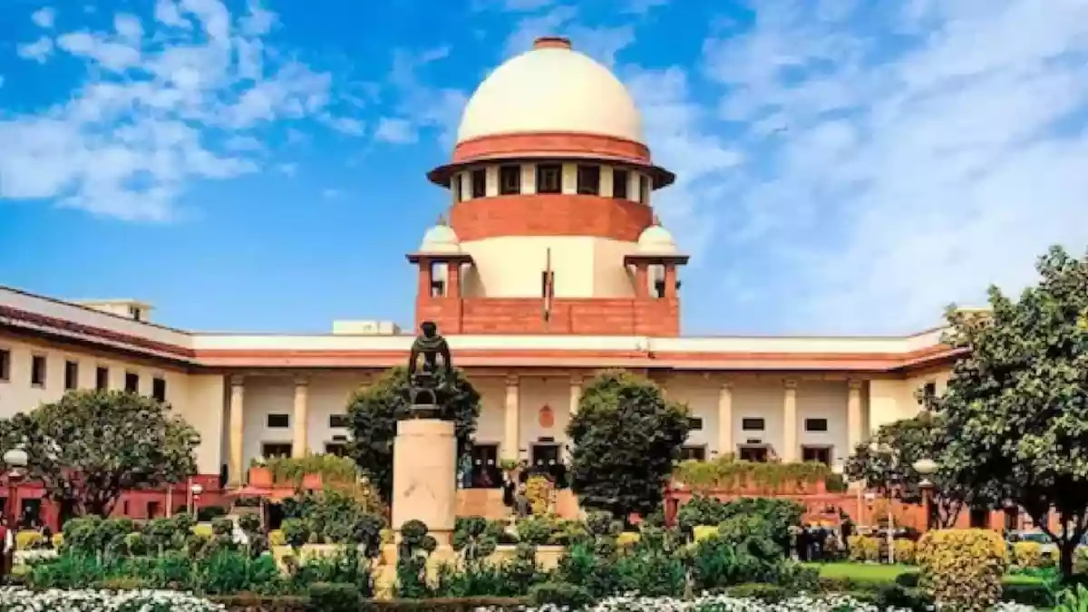 एसिड अटैक पीड़ितों को मिले नौकरी या गुजारा भत्ता
