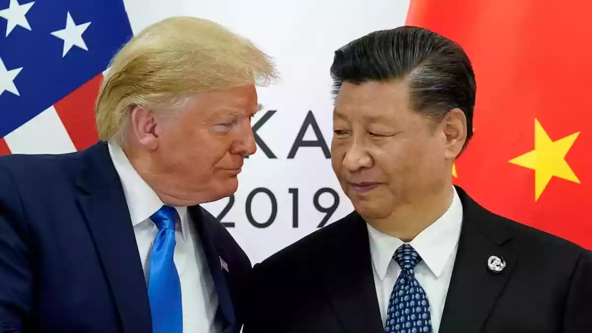 China Warns US: अमेरिका ने ईरान के साथ तनाव की बीच होर्मुज पर नाकाबंदी का ऐलान किया है. तो ट्रंप के इस कदम के खिलाफ चीन खुलकर ईरान के समर्थन में आ गया है और बड़ी चेतावनी दे डाली है. अमेरिका और ईरान