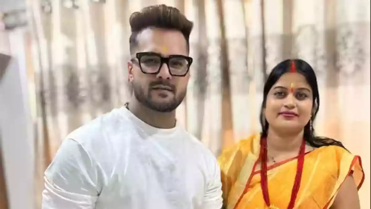 हर महीने कितना कमाते हैं खेसारी लाल यादव