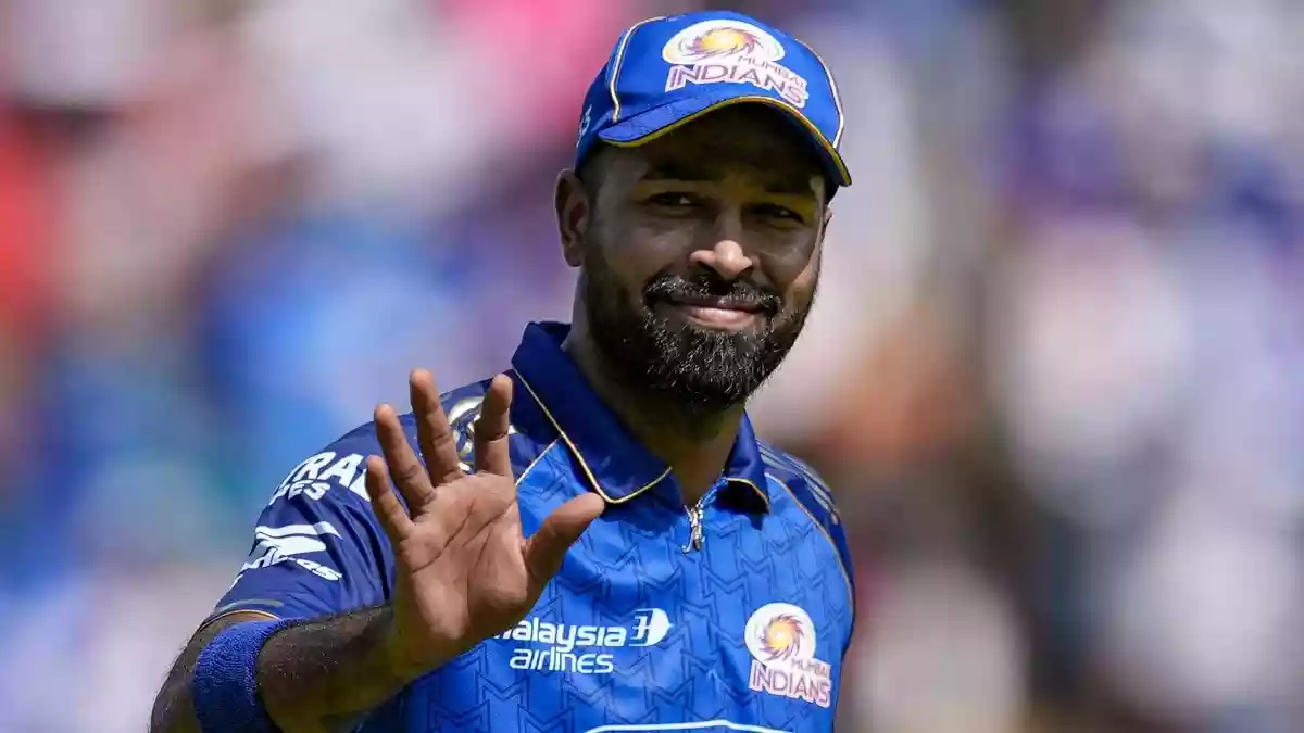 Hardik Pandya का Mumbai Indians के साथ सफर अब खत्म होने की कगार पर दिख रहा है. रिपोर्ट्स के मुताबिक IPL 2026 के बेहद खराब सीजन के बाद हार्दिक मानसिक रूप से पूरी तरह थक चुके हैं और उन्होंने बीच सीजन में ही