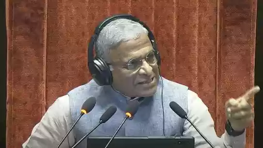 हरिवंश की पारी विराम की ओर