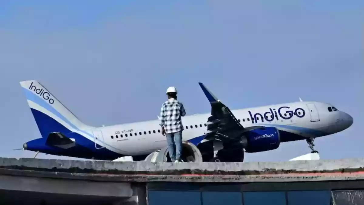 IndiGo संकट से शेयर भी बेहाल