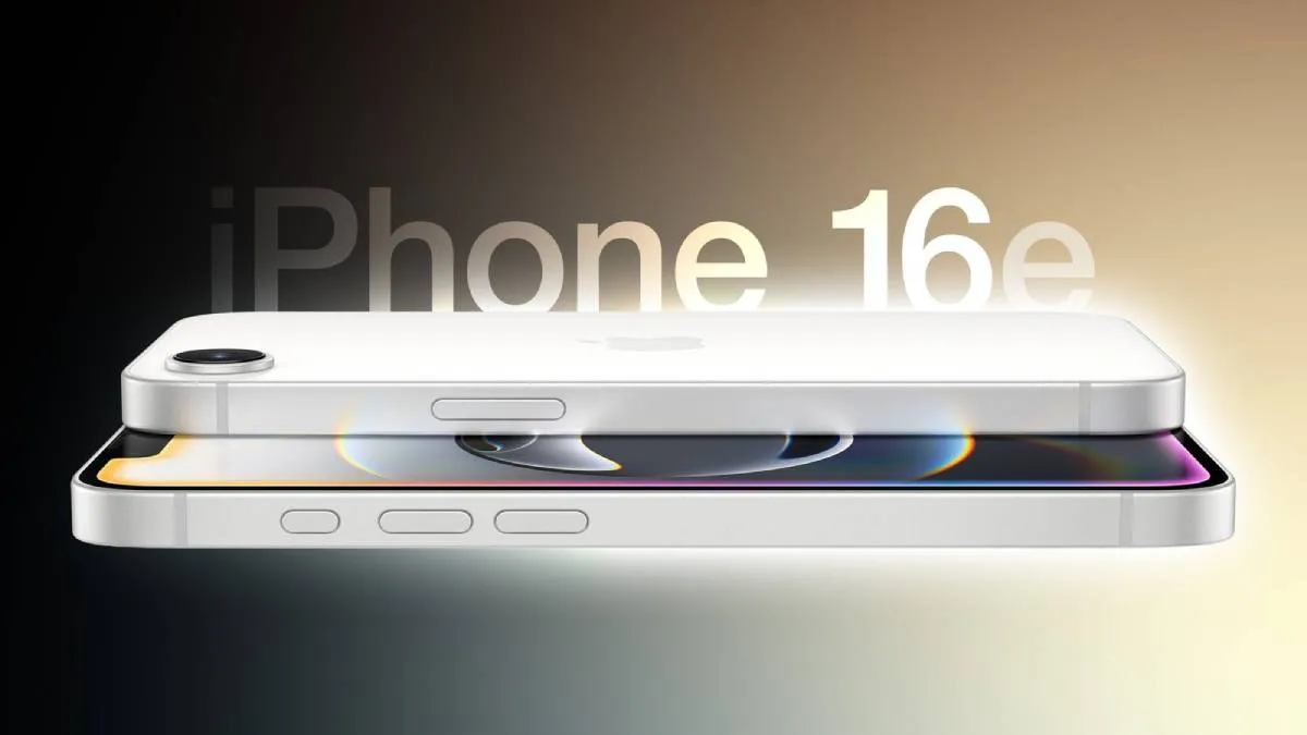 iPhone 17e के लॉन्च होते ही पिछले साल आए iPhone 16e की कीमत में भारी कटौती की गई है। एप्पल का यह आईफोन लॉन्च प्राइस से हजारों रुपये सस्ते में मिल रहा है। iPhone 17e के लॉन्च होते ही एप्पल ने iPhone 16e को अपने