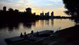 झुलसाने वाली गर्मी से मूसलाधार बारिश तक