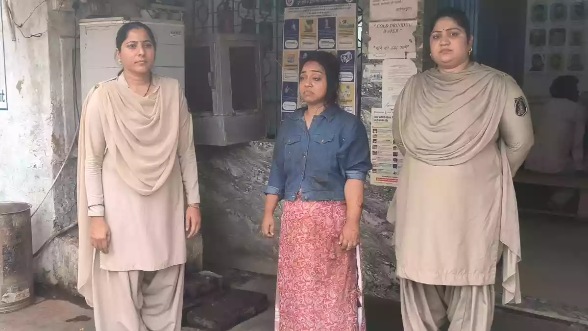 कांस्टेबल की गर्लफ्रेंड ने मचाया कत्लेआम