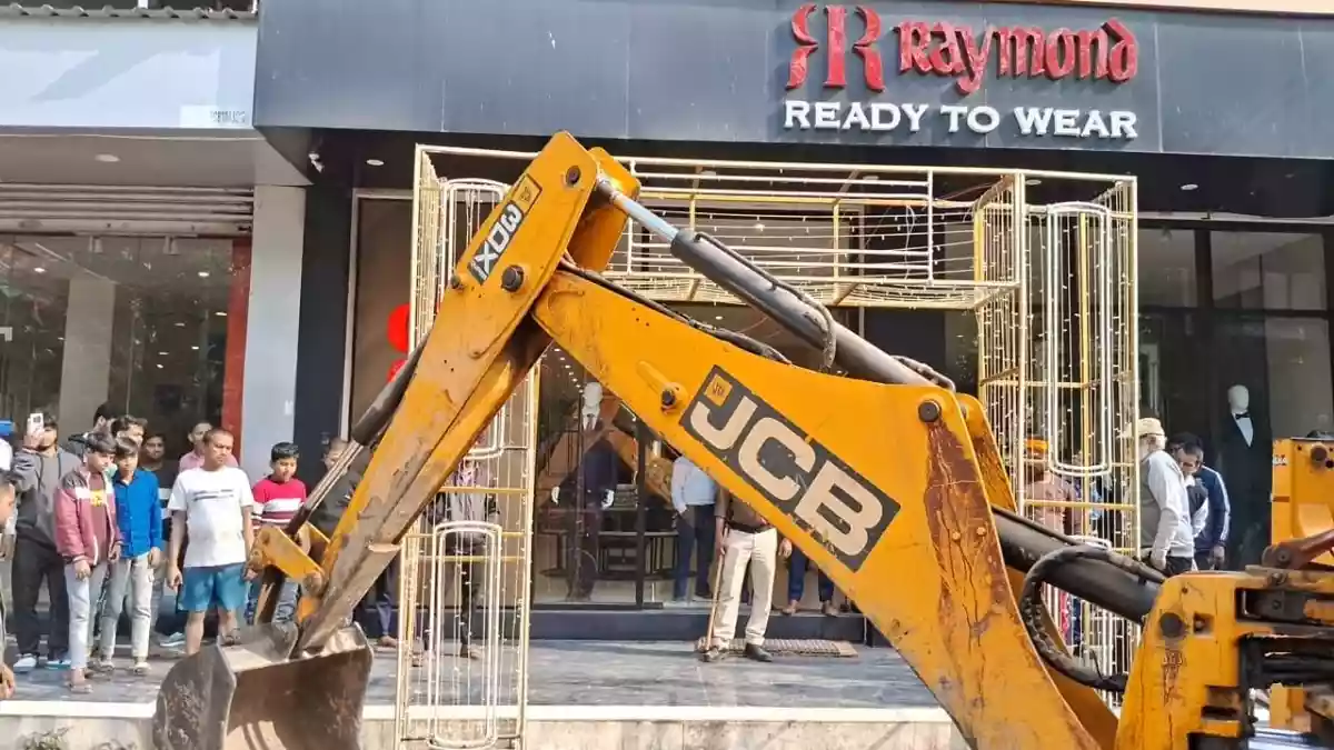 कर्नाटक सरकार भी योगी की राह पर