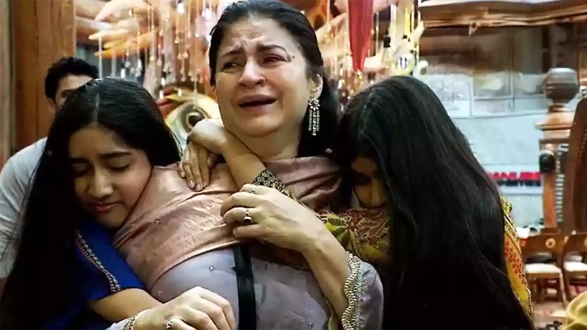 महीनों बाद पोतियों से मिलकर रो पड़ीं कुनिका
