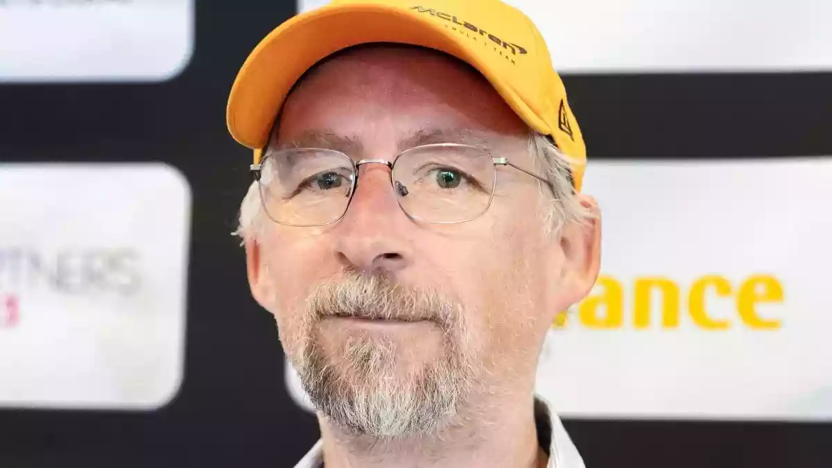 बिटकॉइन को किसने तैयार किया है, ये पहेली एक या दो महीने पुरानीं नहीं है. इस पहेली को सुलझाने की कोशिश बिटकॉइन के आने के बाद से ही हो रही है. साल 2009 में इसको पेश किया, जिसको अब तक 16 साल हो चुके