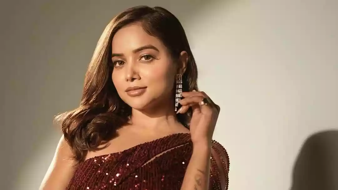 बिहार की मनीषा रानी शिल्पा शेट्टी के नए कुकिंग शो 'मां है ना है' में नजर आने वाली हैं. इस शो उनके पापा टीवी डेब्यू करने जा रहे हैं. ट्रेलर लॉन्च पर मनीषा ने बताया कि उनके पिता ने शो के लिए