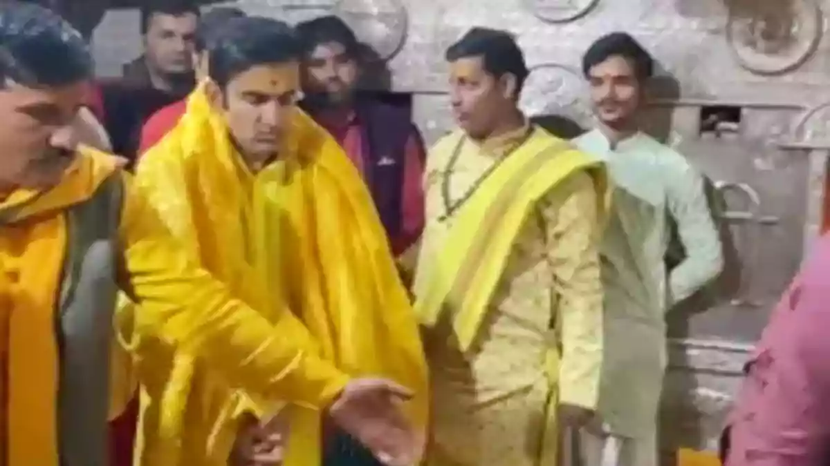 न्यूजीलैंड से भिड़ने से पहले मां बगलामुखी की शरण में पहुंचे गौतम गंभीर