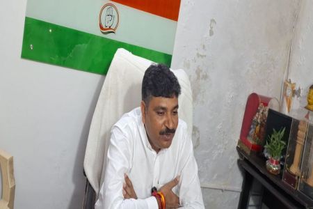 नेता प्रतिपक्ष टीकाराम जूली ने कहा– मोदी सरकार ने आठ साल तक जनता से नाजायज वसूली