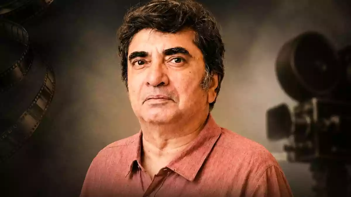 डायरेक्टर अनिक दत्ता बुधवार दोपहर अचानक अपने घर की छत से गिर गए. उन्हें क्रिटिकल कंडीशन में ढाकुरिया के एक प्राइवेट हॉस्पिटल में एडमिट कराया गया, लेकिन उन्हें बचाया नहीं जा सका.
