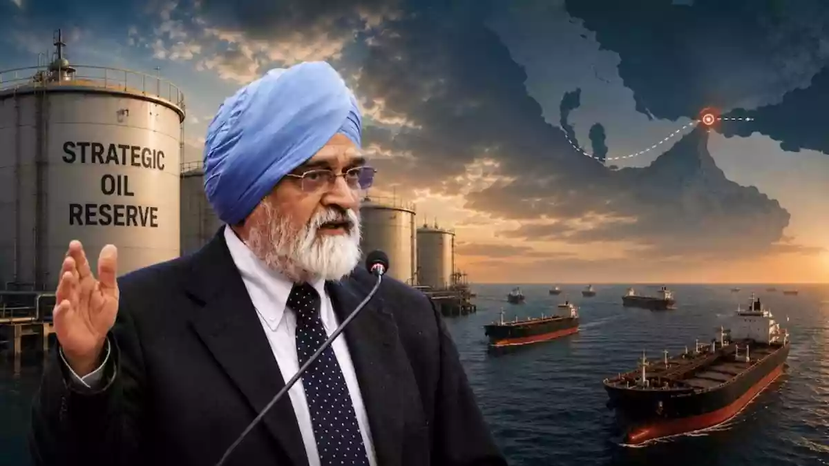 Hormuz Strait Crisis Return: अमेरिका-ईरान के बीच फिर से शुरू हुई भीषण जंग से दुनिया सहमी है. कच्चे तेल की कीमतों में उथल-पुथल और ईरान के होर्मुज बंद करने के बाद तेल-गैस की सप्लाई पर संकट मंडराने लगा है.
