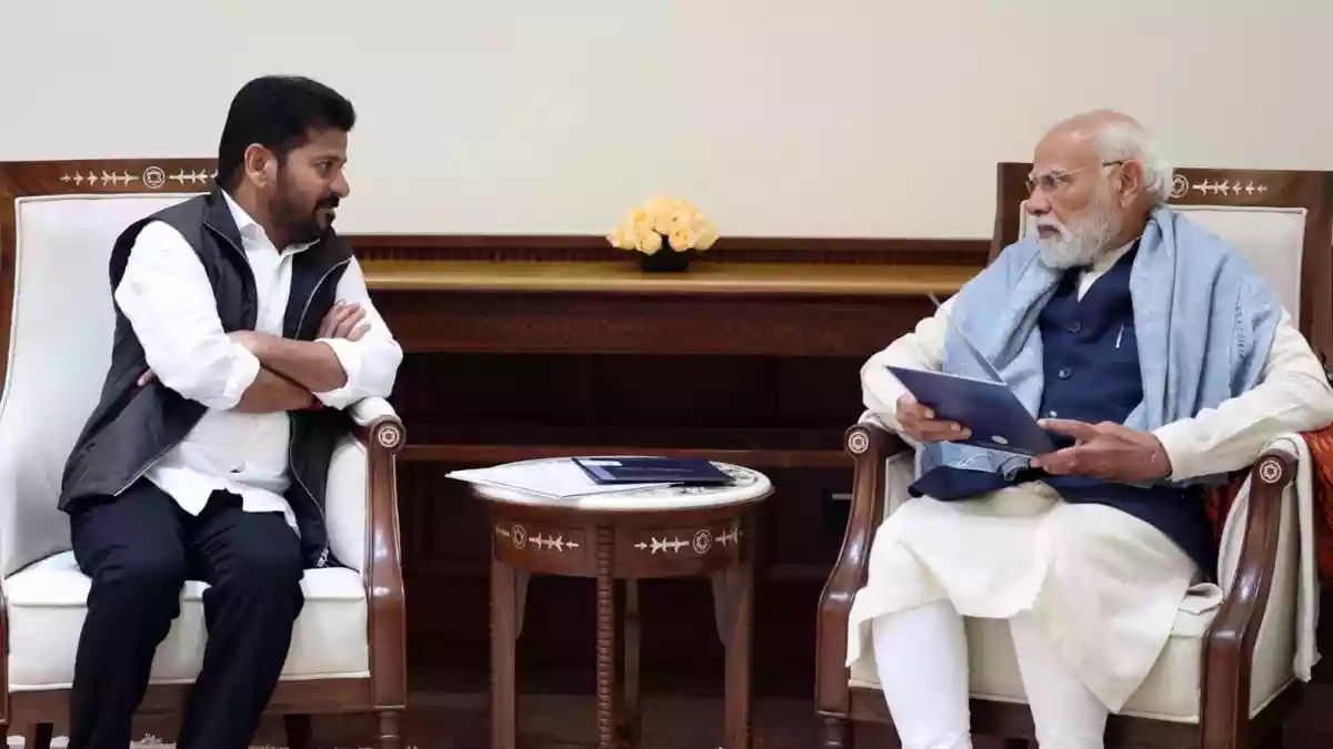 फुटबॉल के मैदान में उतरेंगे CM रेवंत रेड्डी