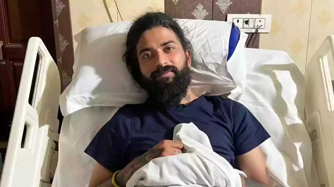 पिता के जुल्मों से परेशान यूट्यूबर