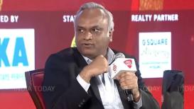 मल्लिकार्जुन खड़गे के बेटे और कर्नाटक के गृह मंत्री प्रियंक खड़गे ने इंडिया टुडे राउडटेबल में बातचीत की. उन्होंने कहा कि राजनीति में कदम उन्होंने अपने पिता की वजह से ही रखा. उन्हें