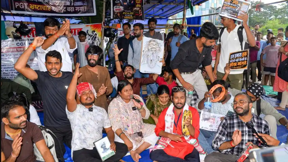 पुलिस से कोई झड़प नहीं