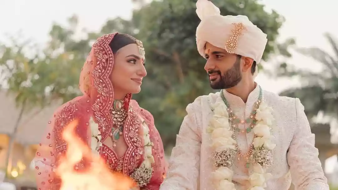 शादी के बंधन में बंधी मशहूर सिंगर