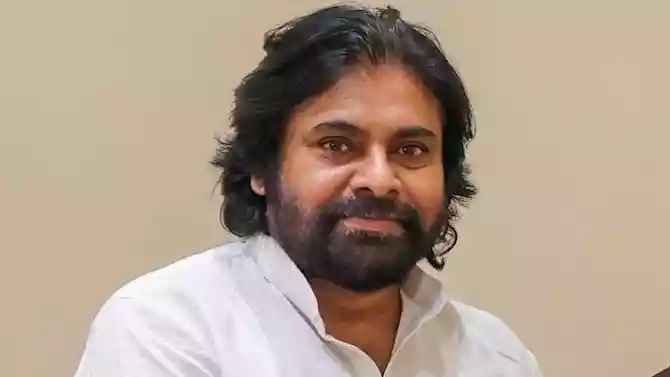 थ्री लैंग्वेज पॉलिसी के समर्थन में पवन कल्याण