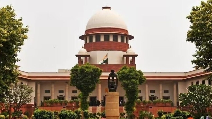 वकीलों के साथ मारपीट के आरोपों पर कल SC में सुनवाई