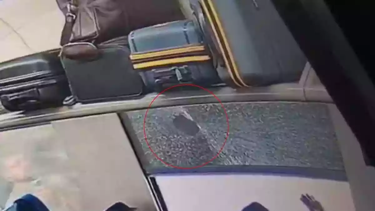 वंदे भारत ट्रेन पर पथराव